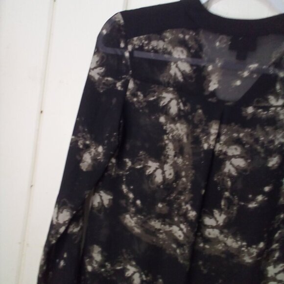 Mossimo Blouse Women XS Long Sleeve Sheer Pattern Black Gray - Picture 13 of 15